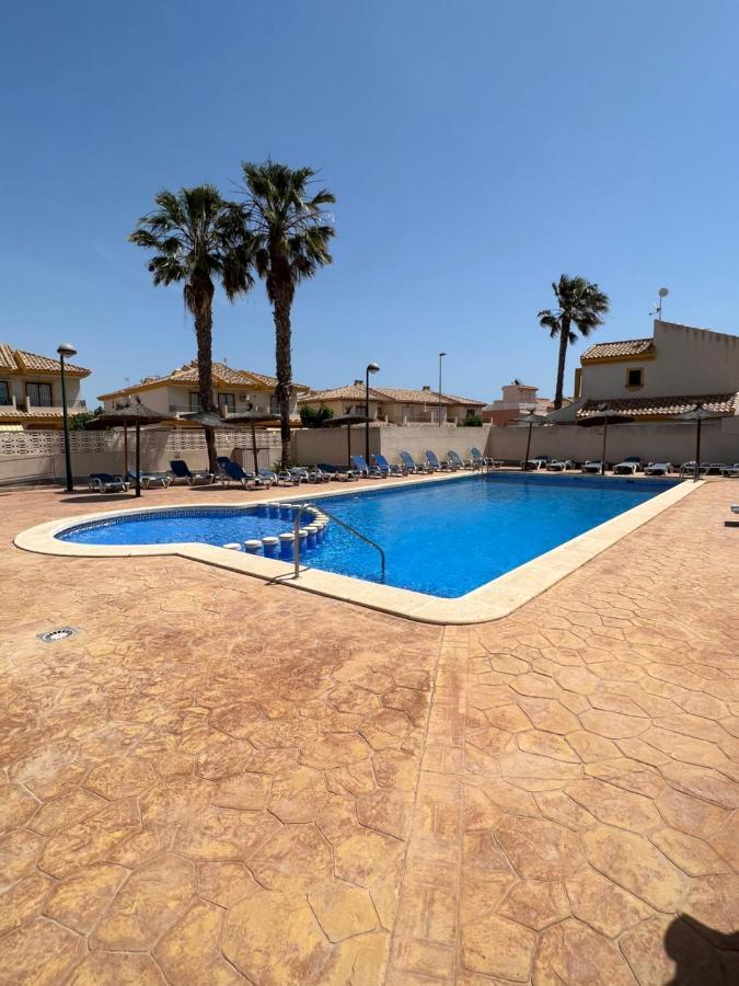 Appartamento Bonito Adosado Con Piscina A 200 M De La Playa El Mojon  Esterno foto